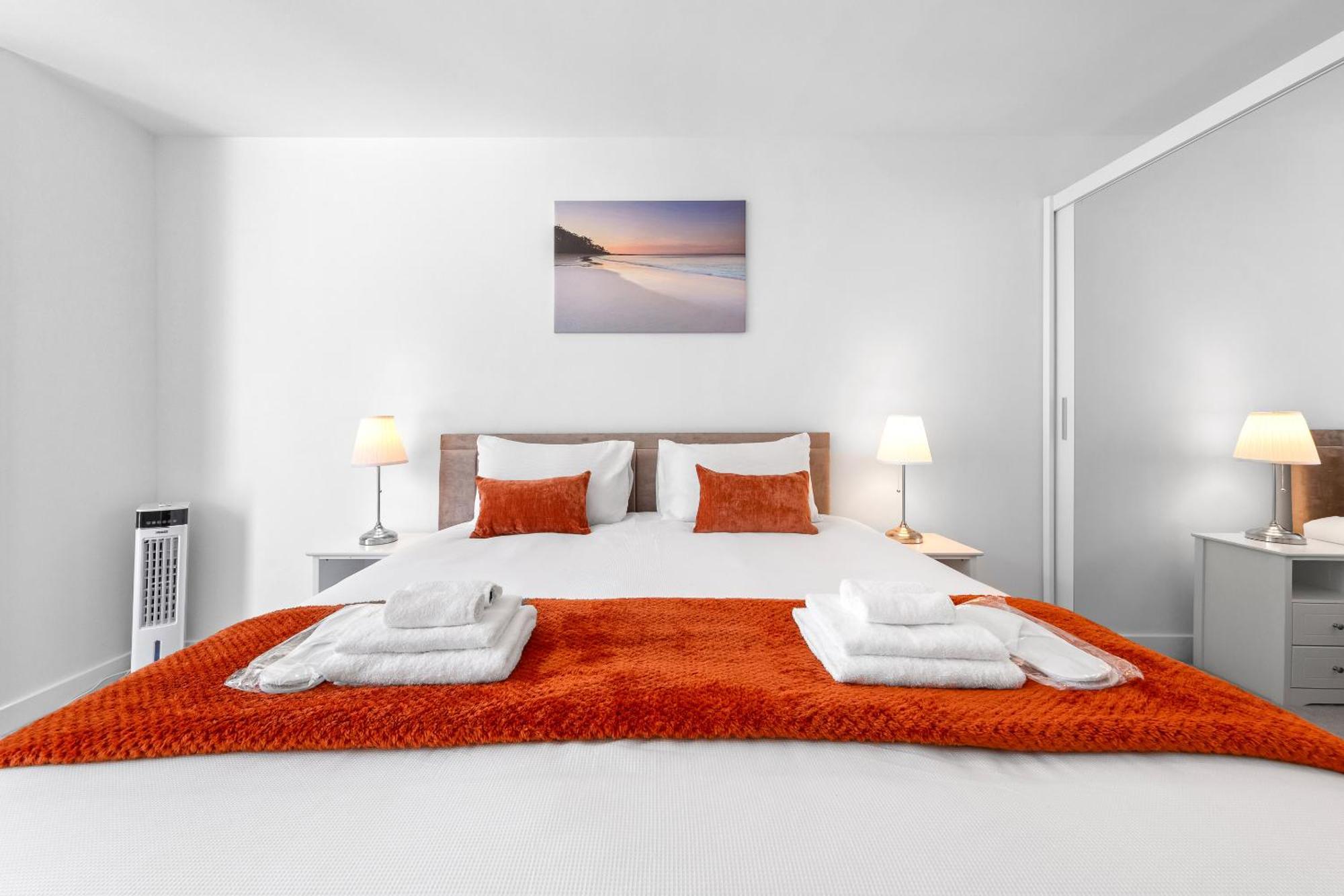 Canary Wharf Apartment
